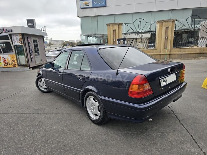 Mercedes E 200 1995, 380,000 km - 2.0 л - Bakı