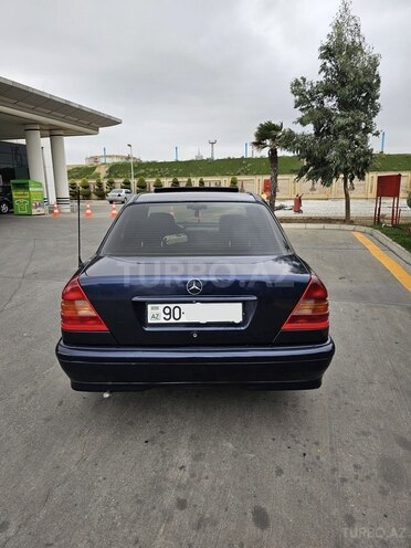 Mercedes E 200 1995, 380,000 km - 2.0 л - Bakı