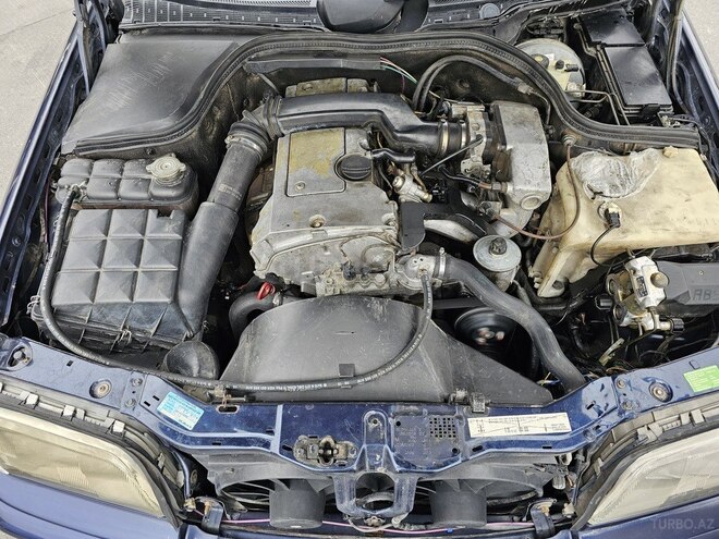 Mercedes E 200 1995, 380,000 km - 2.0 л - Bakı