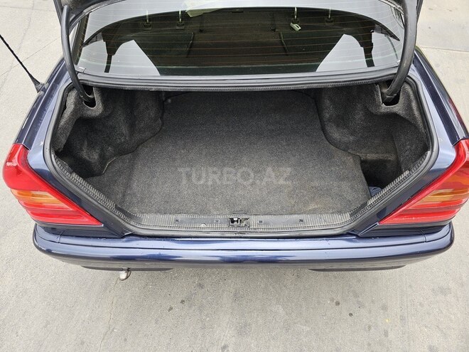 Mercedes E 200 1995, 380,000 km - 2.0 л - Bakı