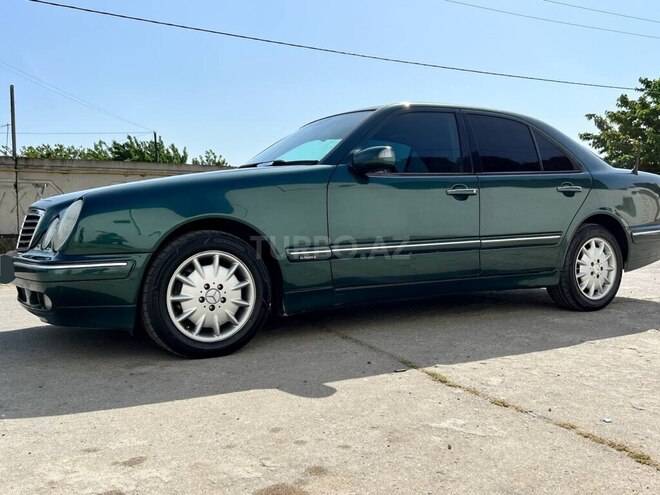 Mercedes E 270 2000, 390,000 km - 2.7 л - Sumqayıt