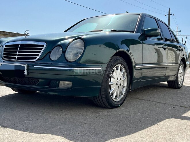 Mercedes E 270 2000, 390,000 km - 2.7 л - Sumqayıt