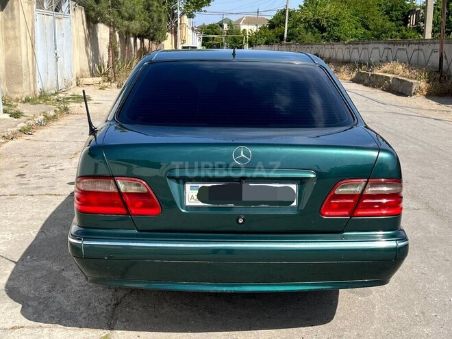 Mercedes E 270 2000, 390,000 km - 2.7 л - Sumqayıt