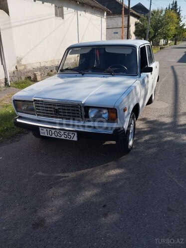 LADA (VAZ) 2107 2005, 56,000 km - 1.6 l - Ucar
