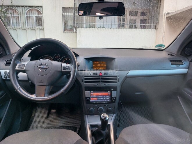 Opel Astra 2005, 240,000 km - 1.4 л - Bakı