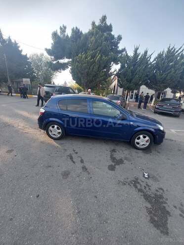 Opel Astra 2005, 240,000 km - 1.4 л - Bakı