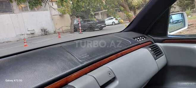 Mercedes E 240 1998, 289,000 km - 2.4 l - Bakı