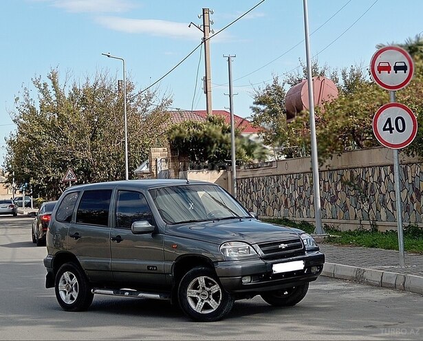 Chevrolet Niva 2006, 189,632 km - 1.7 л - Bərdə