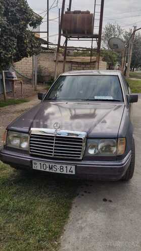 Mercedes E 300 1993, 280,000 km - 3.0 l - Salyan