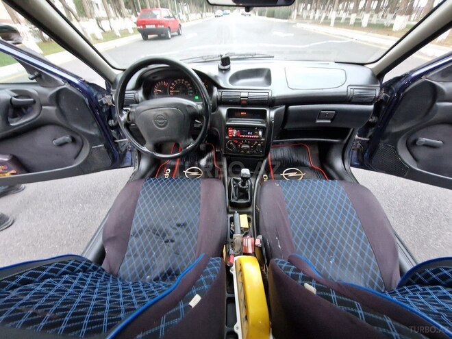 Opel Astra 1997, 254,782 km - 1.6 l - Sumqayıt