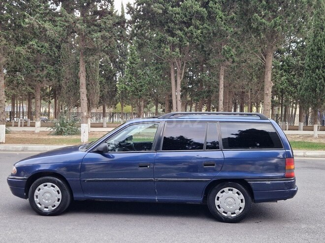 Opel Astra 1997, 254,782 km - 1.6 l - Sumqayıt
