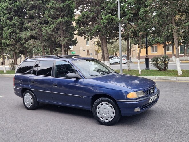 Opel Astra 1997, 254,782 km - 1.6 l - Sumqayıt