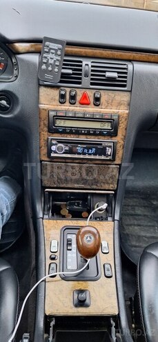 Mercedes E 280 1996, 478,000 km - 2.8 l - Bakı