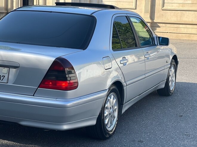 Mercedes C 200 1998, 375,000 km - 2.0 l - Bakı