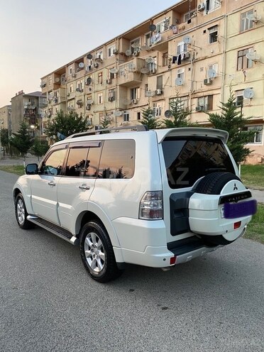 Mitsubishi Pajero 2010, 168,000 km - 3.5 l - Bakı