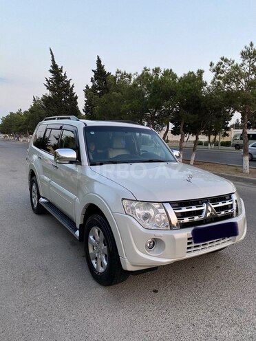 Mitsubishi Pajero 2010, 168,000 km - 3.5 l - Bakı