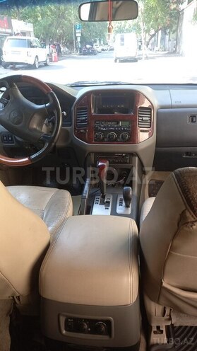 Mitsubishi Pajero 2006, 287,000 km - 3.0 l - Bakı