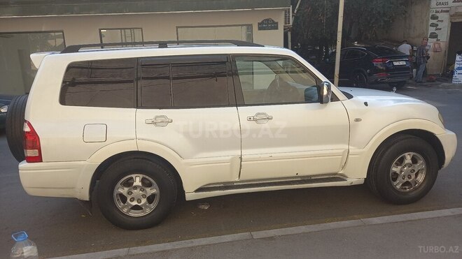 Mitsubishi Pajero 2006, 287,000 km - 3.0 l - Bakı