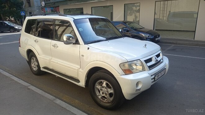 Mitsubishi Pajero 2006, 287,000 km - 3.0 l - Bakı
