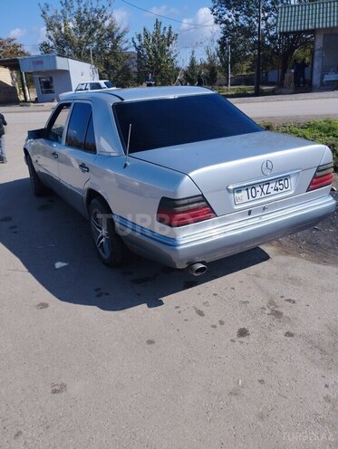 Mercedes E 250 1992, 200,000 km - 2.0 l - Beyləqan