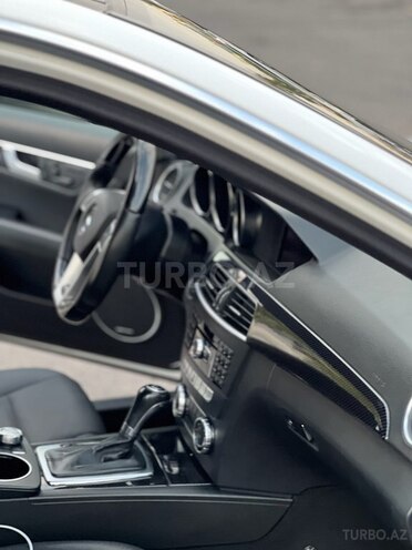 Mercedes C 350 2013, 173,000 km - 3.5 l - Bakı