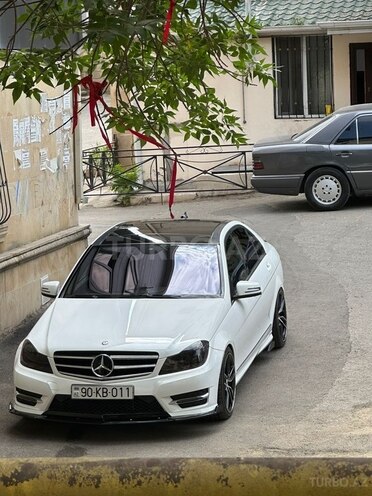 Mercedes C 350 2013, 173,000 km - 3.5 l - Bakı
