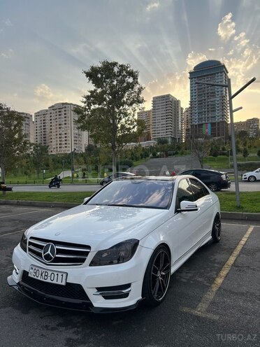 Mercedes C 350 2013, 173,000 km - 3.5 l - Bakı