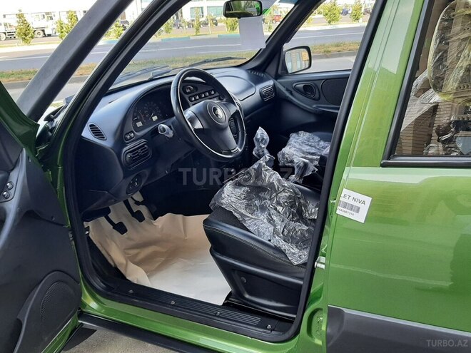 Chevrolet Niva 2017, 22,000 km - 1.7 l - Sumqayıt