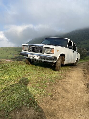 LADA (VAZ) 2107 1995, 10,000 km - 1.6 l - Yardımlı