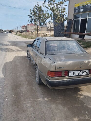 Mercedes 190 1988, 290,000 km - 2.3 л - Bakı