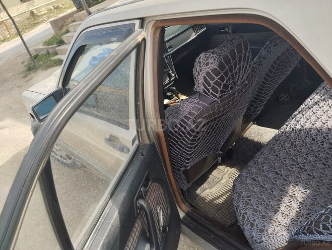 Mercedes 190 1988, 290,000 km - 2.3 л - Bakı
