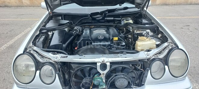 Mercedes E 240 1998, 341,244 km - 2.4 l - Bərdə
