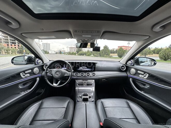 Mercedes E 220 2017, 180,900 km - 2.2 l - Bakı