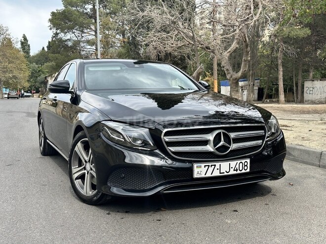 Mercedes E 220 2017, 180,900 km - 2.2 l - Bakı