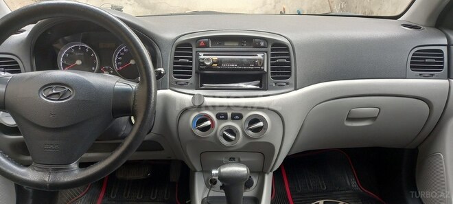 Hyundai Accent 2010, 225,162 km - 1.4 л - Bakı