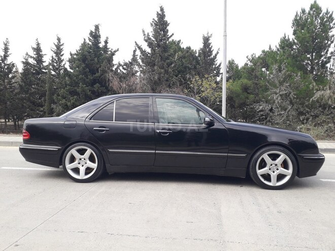 Mercedes E 240 2000, 299,652 km - 2.4 l - Sumqayıt