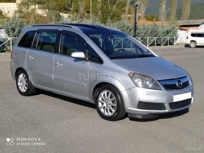 Opel Zafira 2006, 353,000 km - 1.8 л - Qax