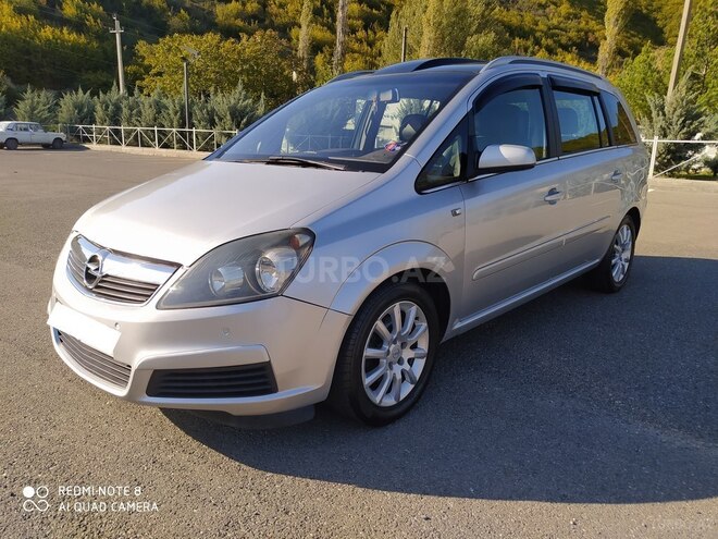 Opel Zafira 2006, 353,000 km - 1.8 л - Qax
