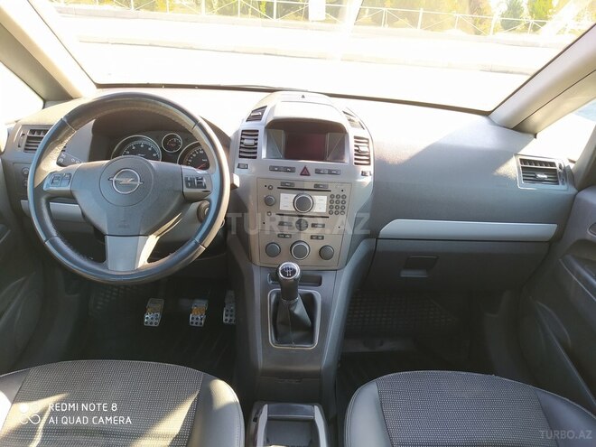 Opel Zafira 2006, 353,000 km - 1.8 л - Qax