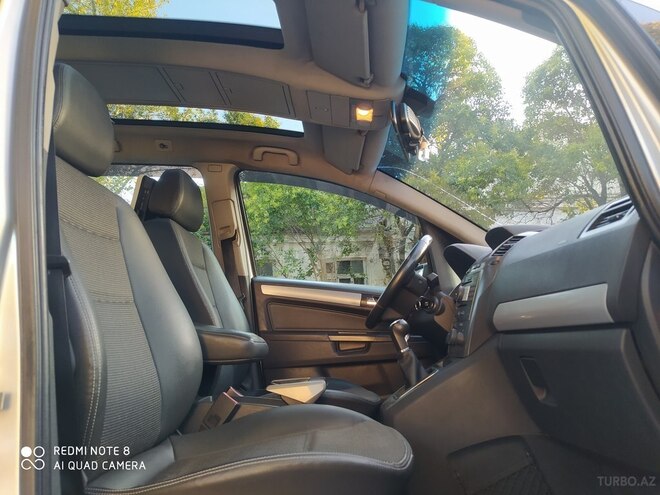 Opel Zafira 2006, 353,000 km - 1.8 л - Qax
