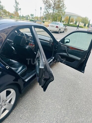 Mercedes E 270 2001, 365,000 km - 2.7 л - Bakı