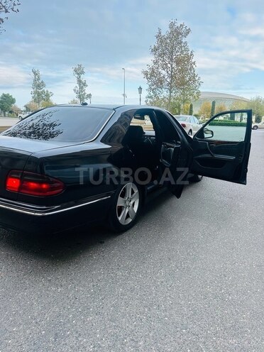 Mercedes E 270 2001, 365,000 km - 2.7 л - Bakı
