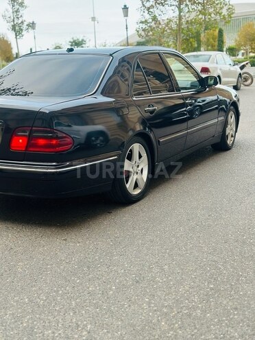 Mercedes E 270 2001, 365,000 km - 2.7 л - Bakı