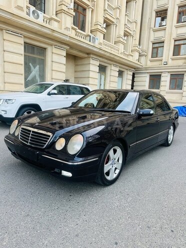 Mercedes E 270 2001, 365,000 km - 2.7 л - Bakı