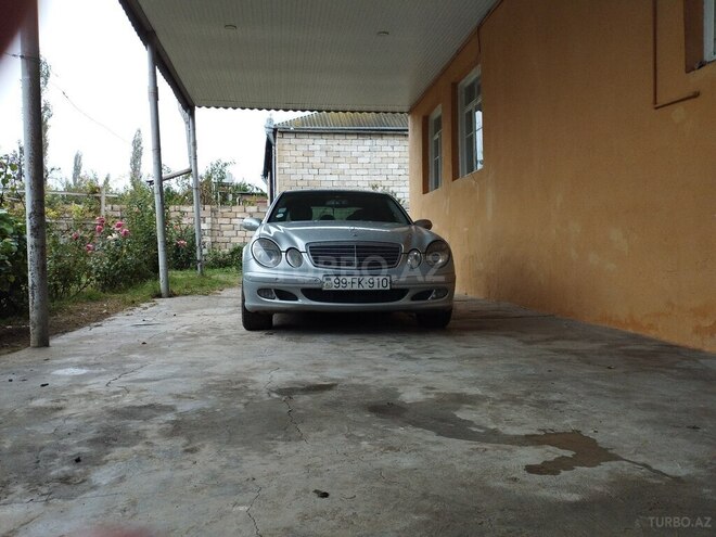 Mercedes E 220 2006, 380,000 km - 2.2 l - Goranboy