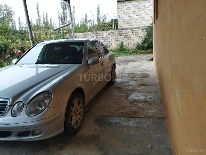 Mercedes E 220 2006, 380,000 km - 2.2 l - Goranboy