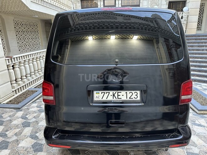 Volkswagen Caravelle 2013, 212,800 km - 2.0 l - Bakı