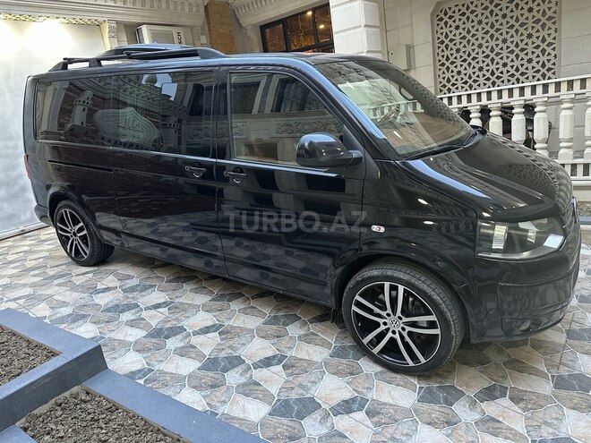 Volkswagen Caravelle 2013, 212,800 km - 2.0 l - Bakı