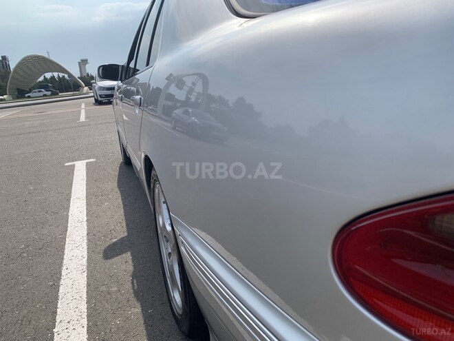 Mercedes E 270 2001, 298,000 km - 2.7 л - Bakı
