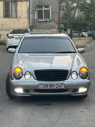 Mercedes E 270 2001, 298,000 km - 2.7 л - Bakı